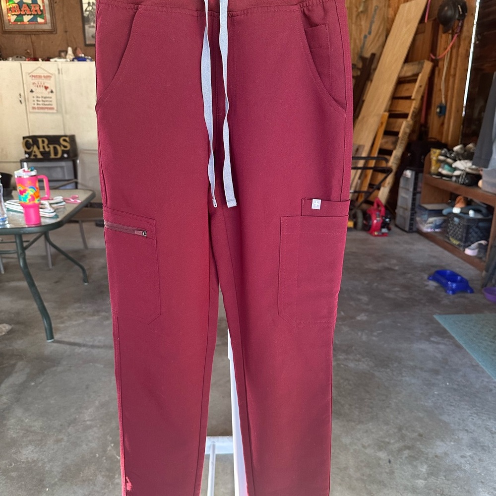 Figs High Waisted Yola Skinny Scrub Pants